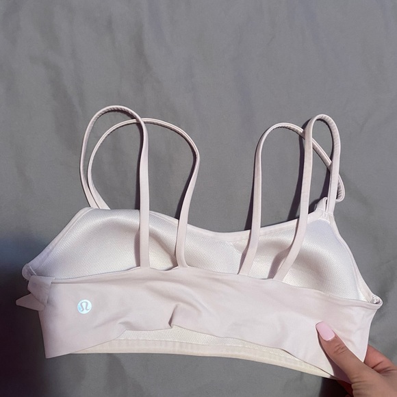 Lululemon bra - Picture 1 of 2